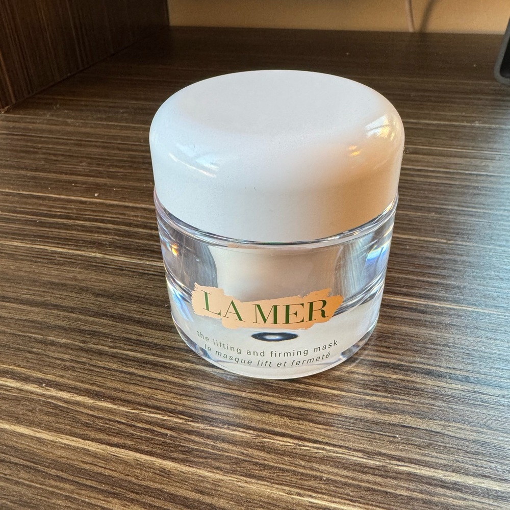 Brand new La Mer The Lifting l Firming Mask 1.7oz